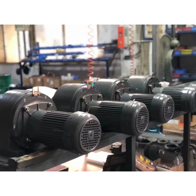 封箱机专用齿轮减速机，东本减速电