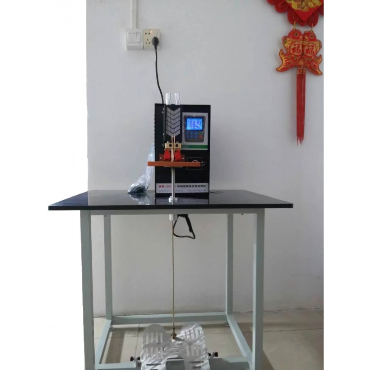 电池点焊机圆柱动力18650电池点焊机碰焊机镍片点焊机图2