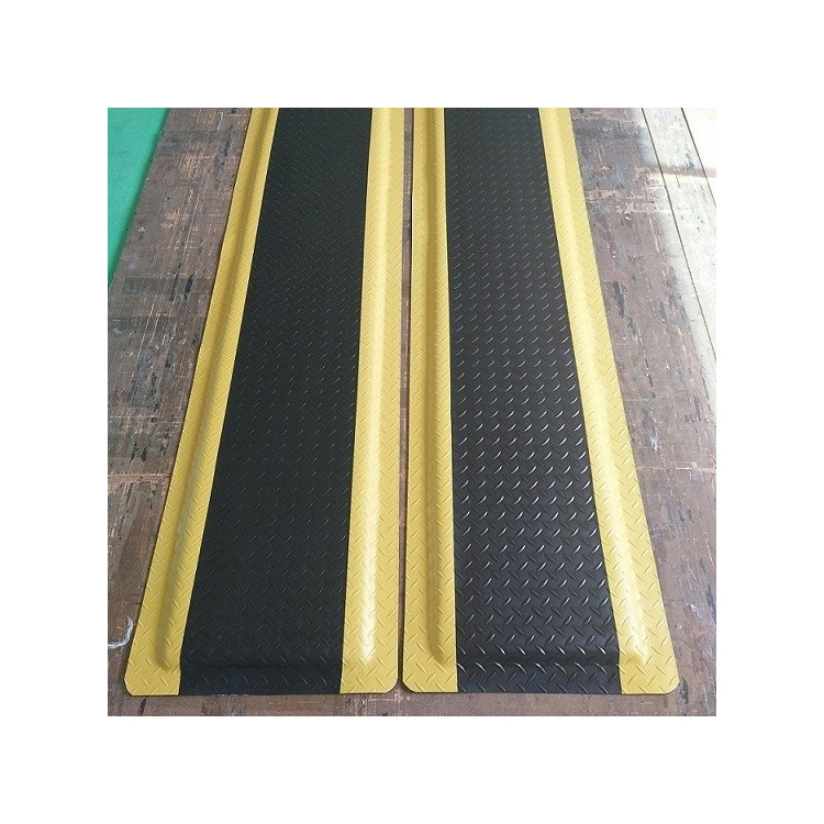 杭州防疲劳脚垫，工业防静电胶皮，苏州环保防静电桌垫图2