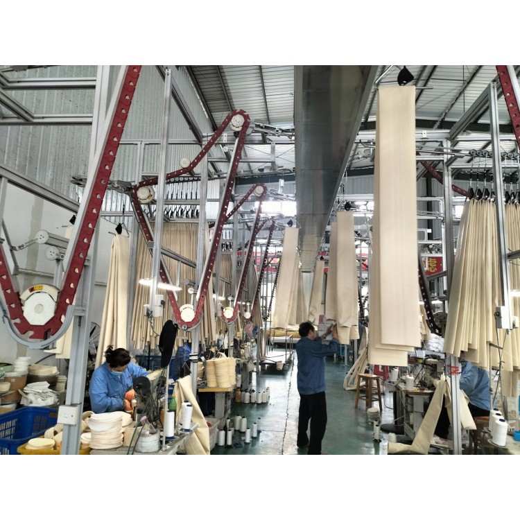 成都PPS针刺毡除尘布袋生产厂家